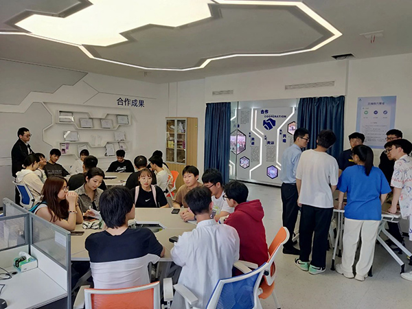 华为HCIA认证考试.jpg 华为HCIA认证考试.jpg